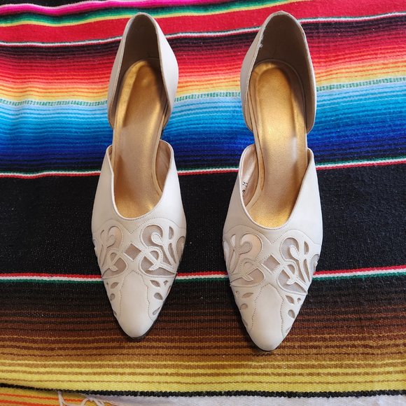 Heels - Picture 2 of 2